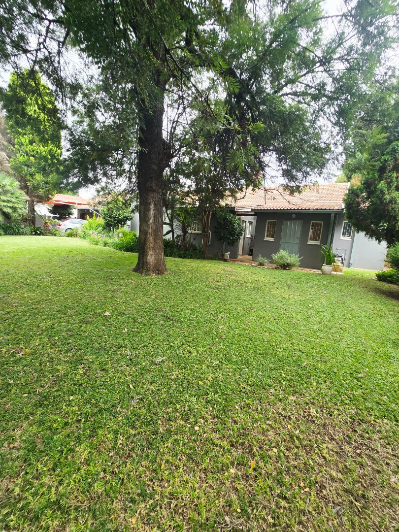 5 Bedroom Property for Sale in La Hoff North West